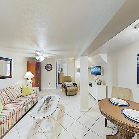 The Palm Condos St. Pete Beach Buitenkant foto