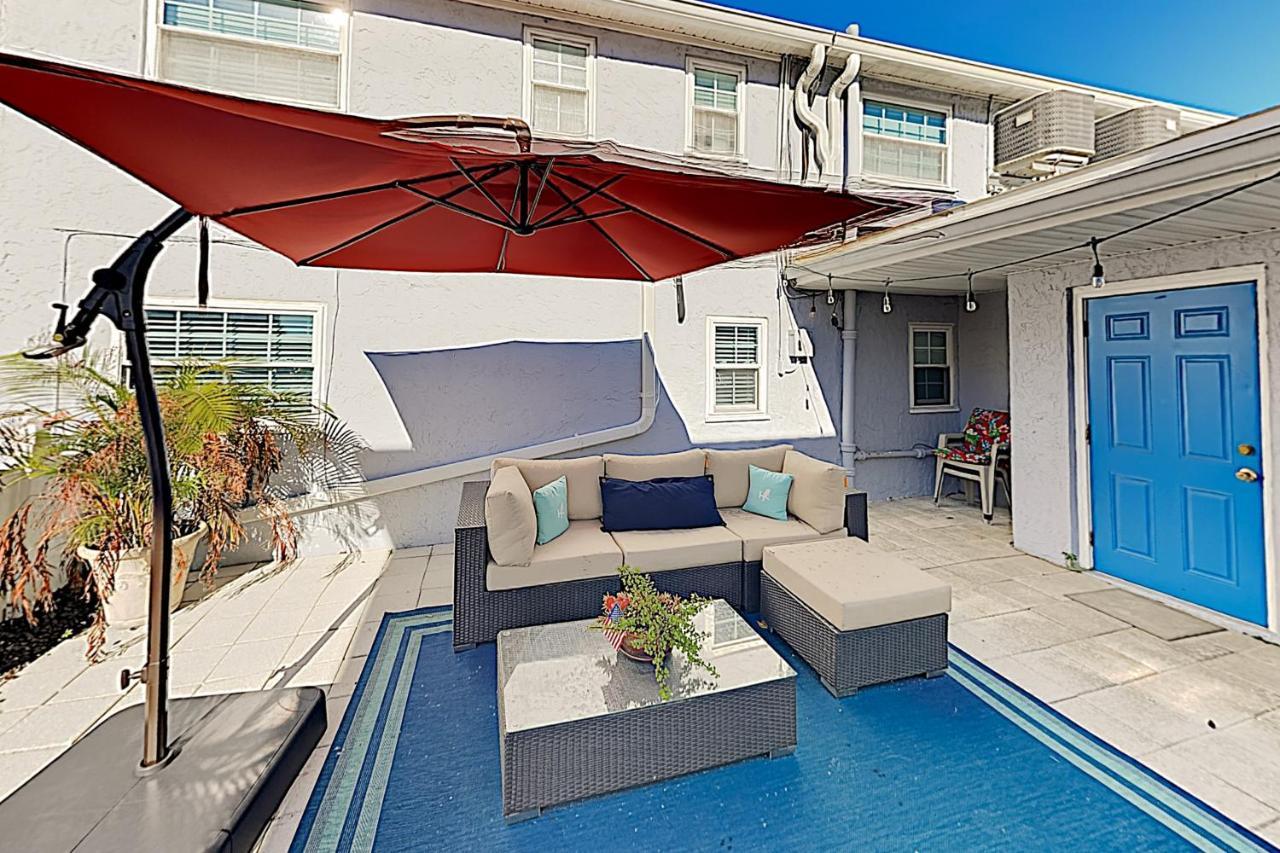 The Palm Condos St. Pete Beach Buitenkant foto