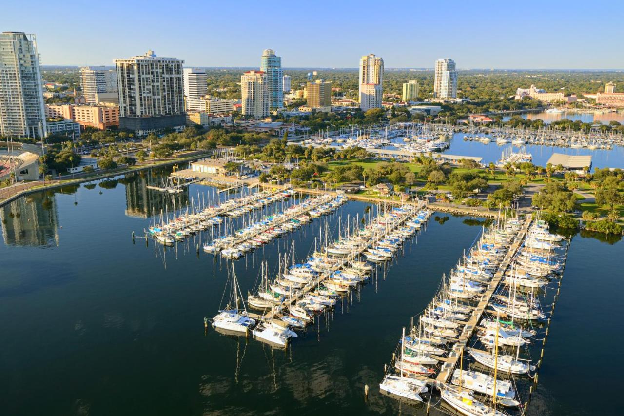 The Palm Condos St. Pete Beach Buitenkant foto